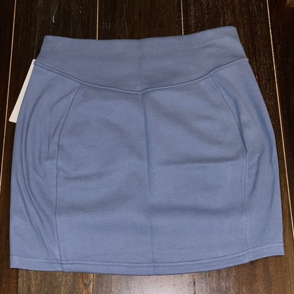 Lululemon Athletica Blue HR Scuba Mini Skirt Oasis Blue NWT Sz M - Picture 6 of 10